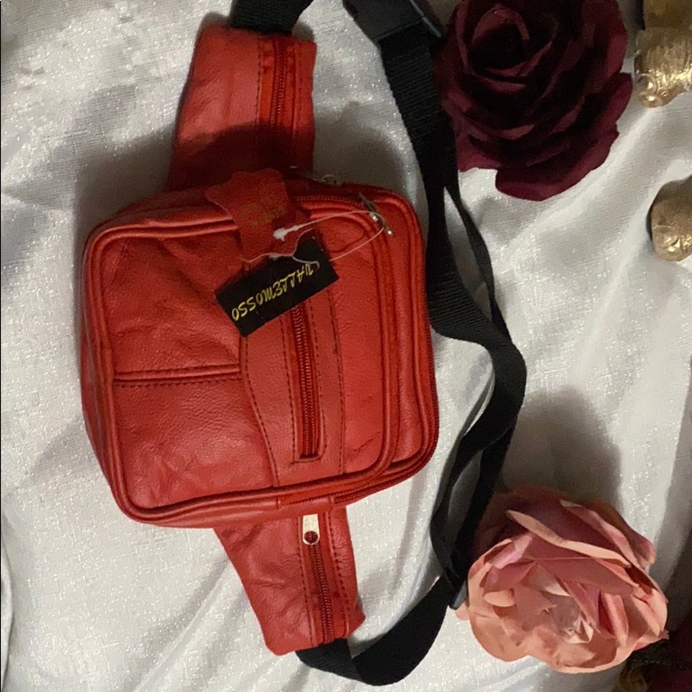 Valle Mosso Fanny pack red